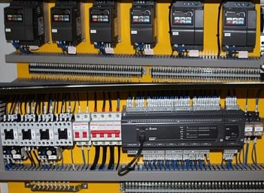 �������-����������